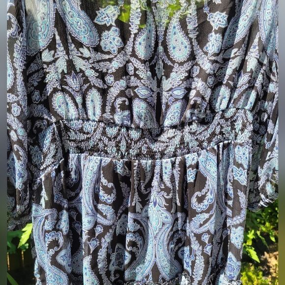 Blue and Black Paisley Blouse - Picture 10 of 12